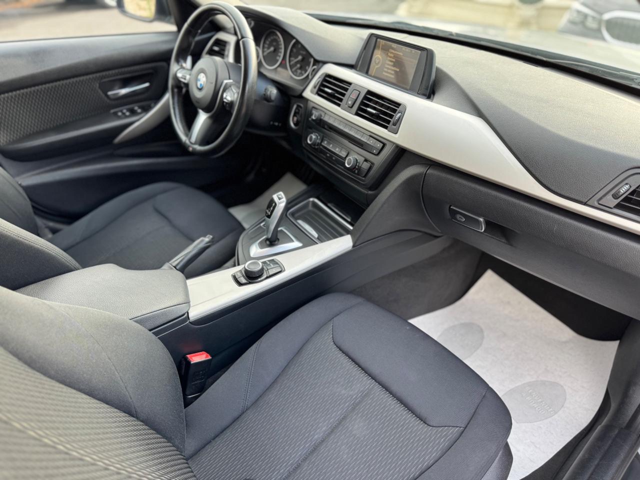 Bmw 118 118d 5p. Volante m sport
