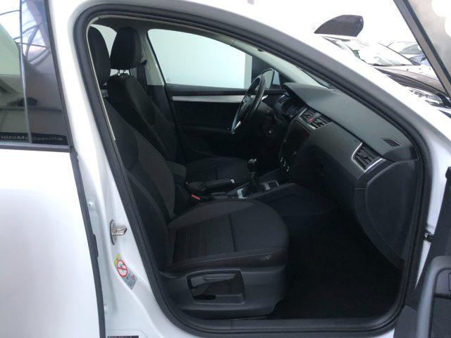 SKODA Octavia 1.6TDI SW Exe - NEOPATENTATI