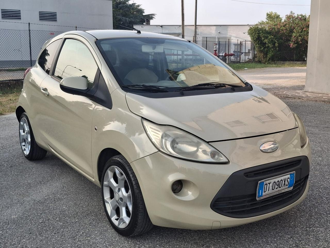 Ford Ka 1.2 8V 69CV Titanium