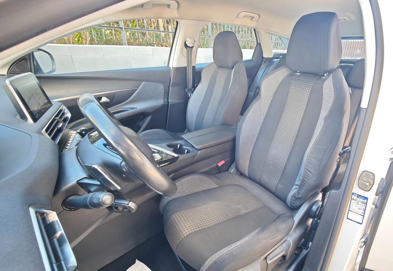 Perfetta Peugeot 3008 automatica HDi 130 S&S Allure