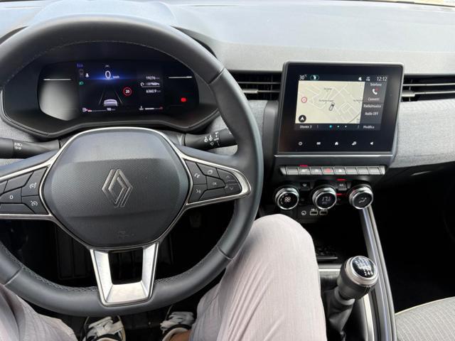 RENAULT Clio TCe 90 CV 5 porte Techno