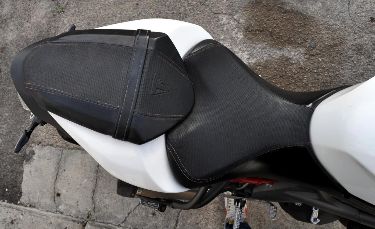 Triumph Speed Triple R 1050