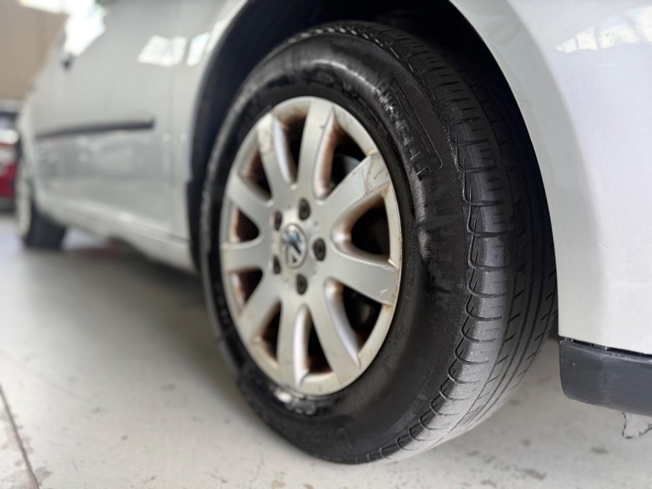 Volkswagen Golf comfortline 1.6 METANO NEOPATENTATI