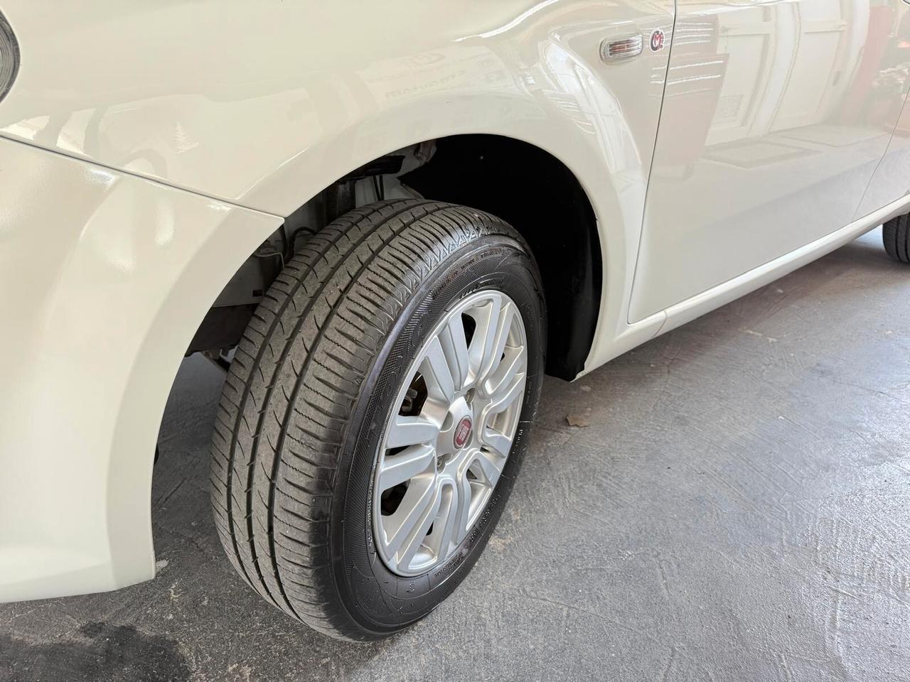 Fiat Punto 1.4 8V 5 porte Natural Power Lounge METANO