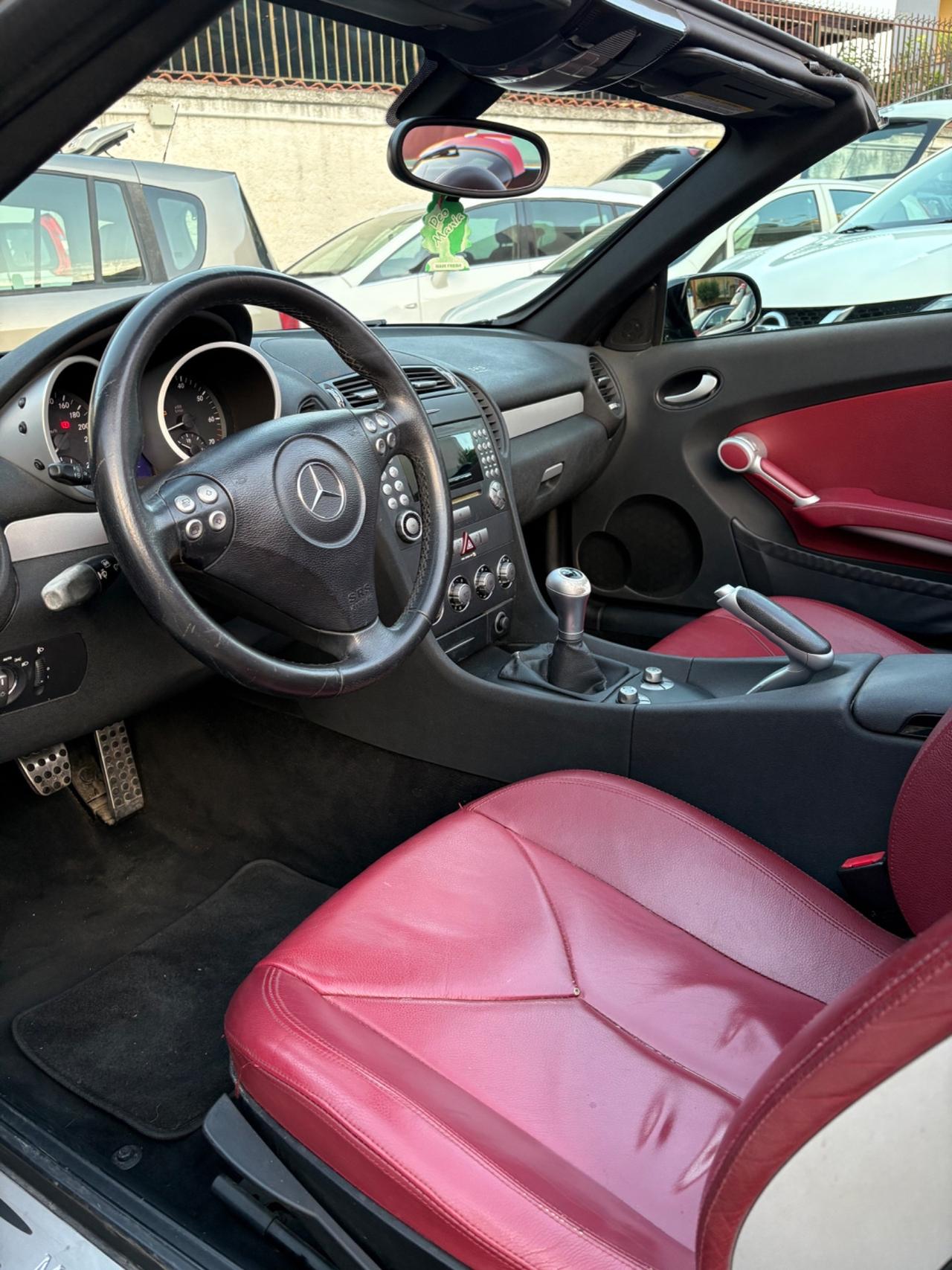 Mercedes SLK 200 Kompressor magnifica
