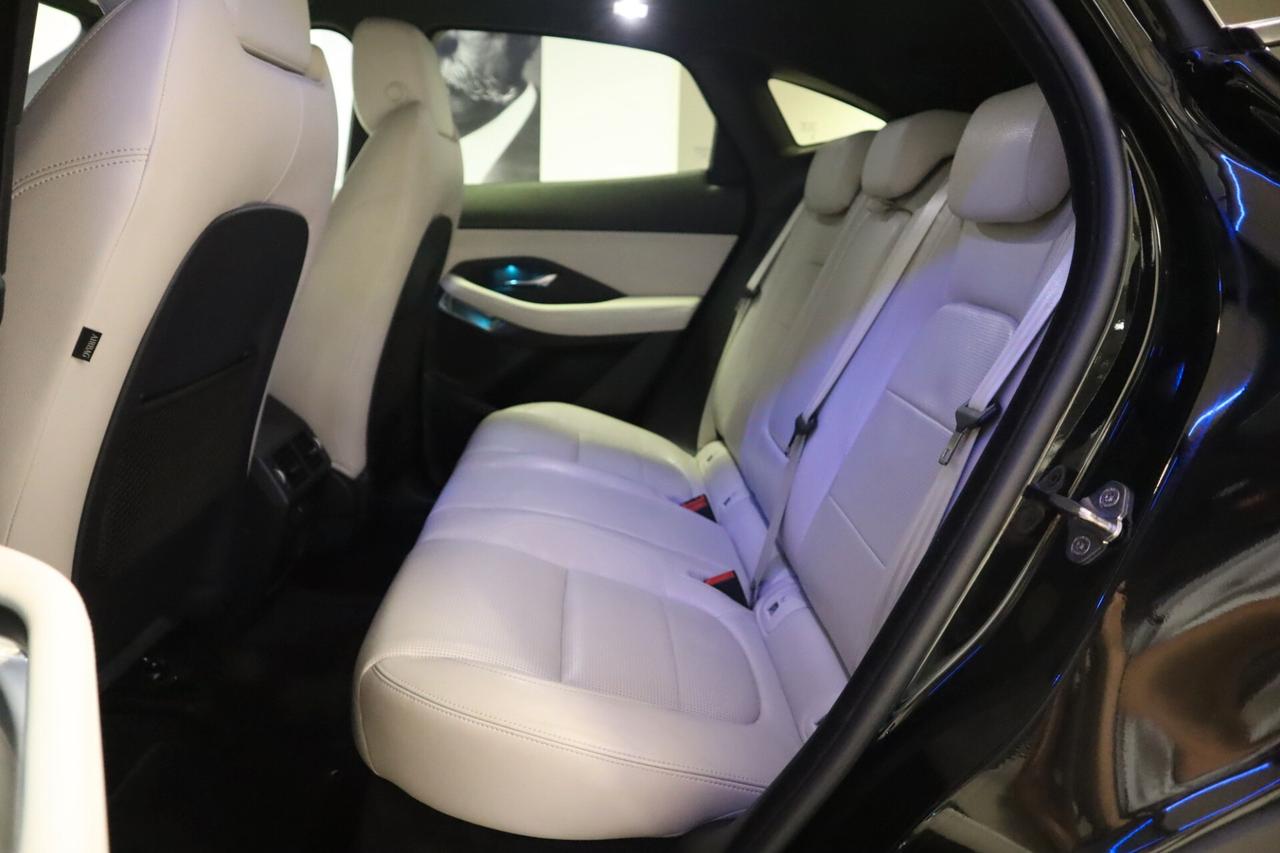 Jaguar E-Pace 2.0D 150 CV R-Dynamic
