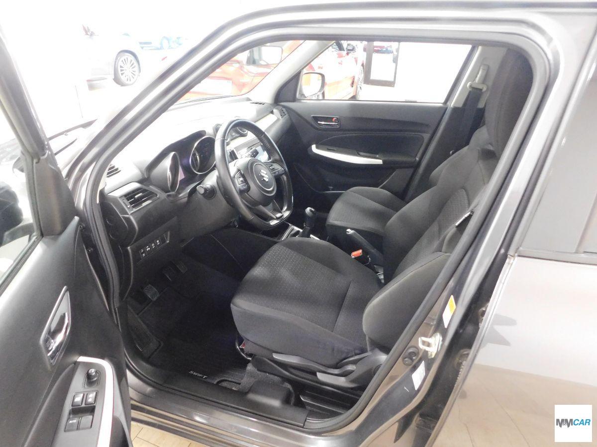 SUZUKI - Swift - 1.2 Hybrid Top