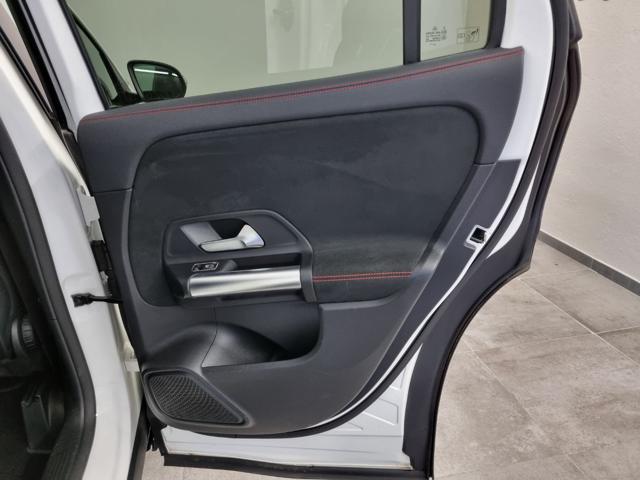 MERCEDES-BENZ GLA 200 d Automatic 4Matic Premium