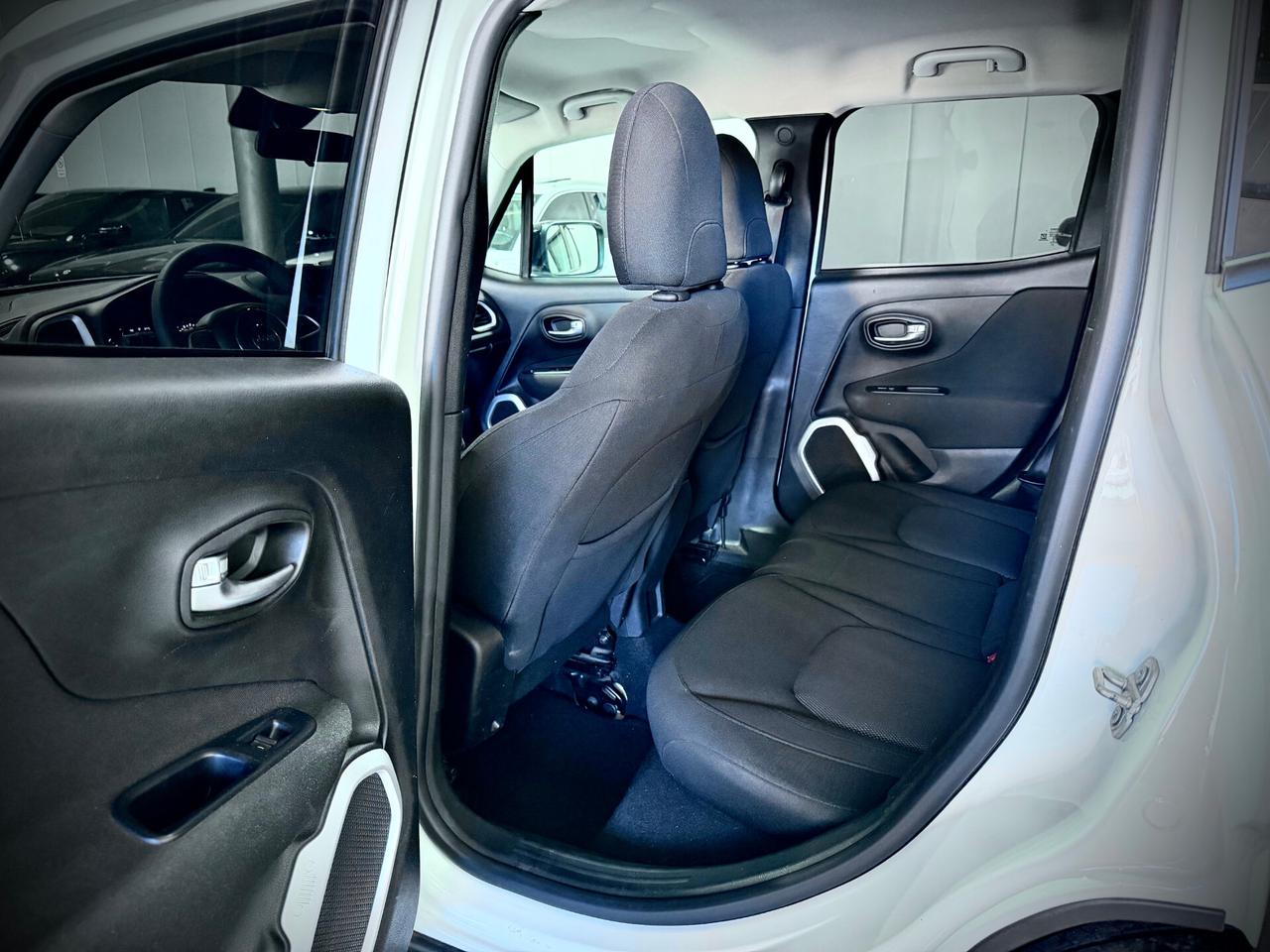 Jeep Renegade 1.6 MJT 120CV Night Eagle