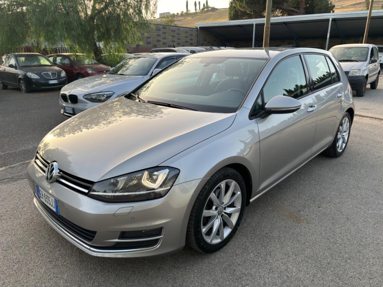 Volkswagen Golf 2.0 TDI DSG 5p. Highline BlueMotion Technology