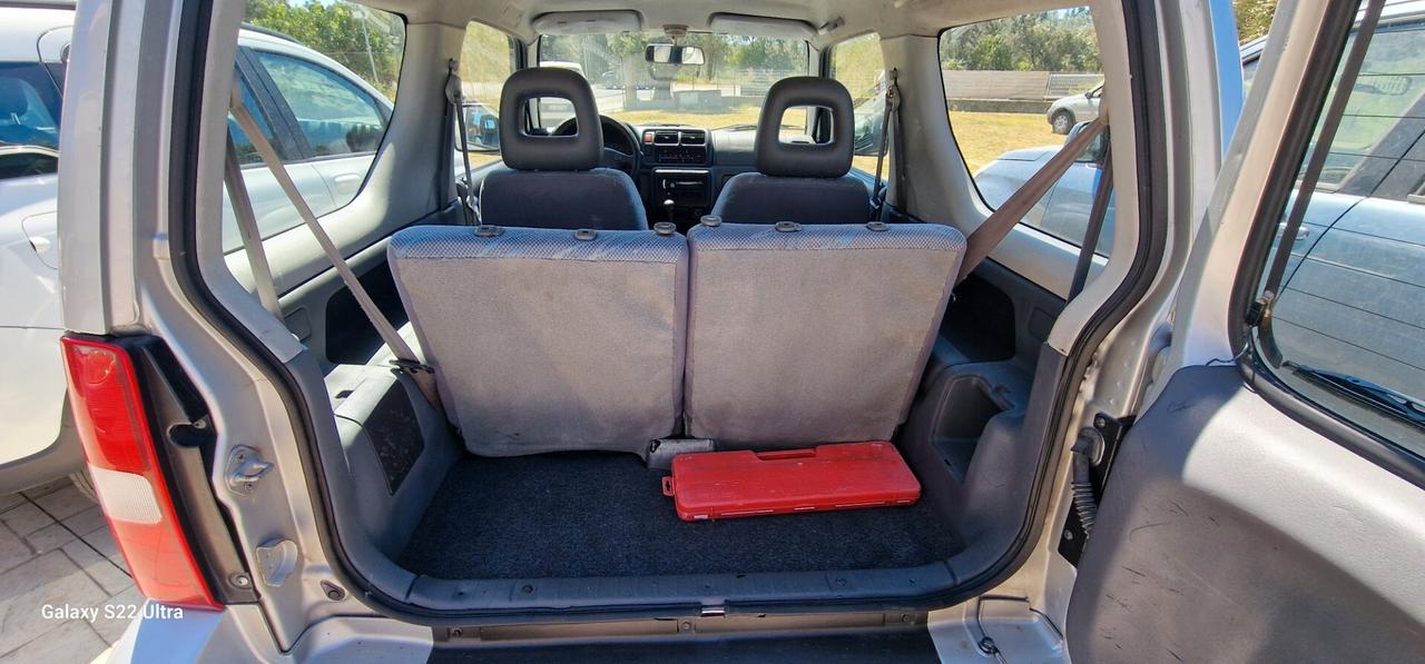 Suzuki Jimny 1.3i 16V cat 4WD JLX