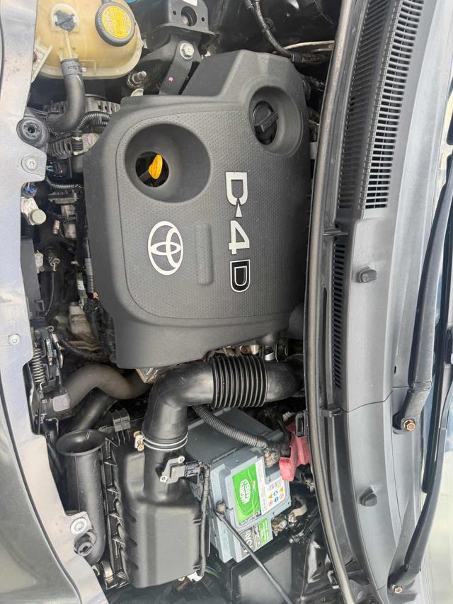 TOYOTA Yaris 1.4 D-4D DPF 5p Sol senza nessun lavoro da fare