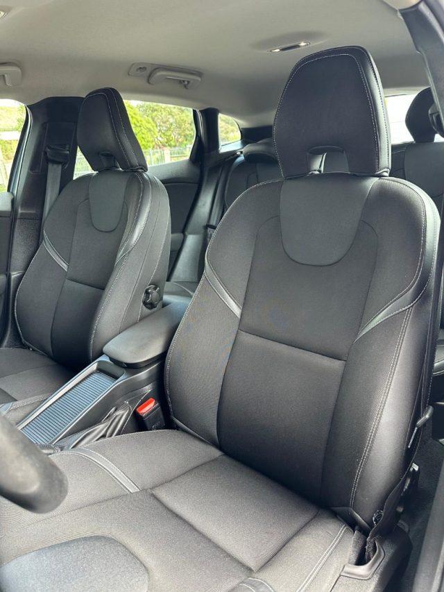 VOLVO V40 2.0 120cv D2 Geartronic Business Plus FULL LED