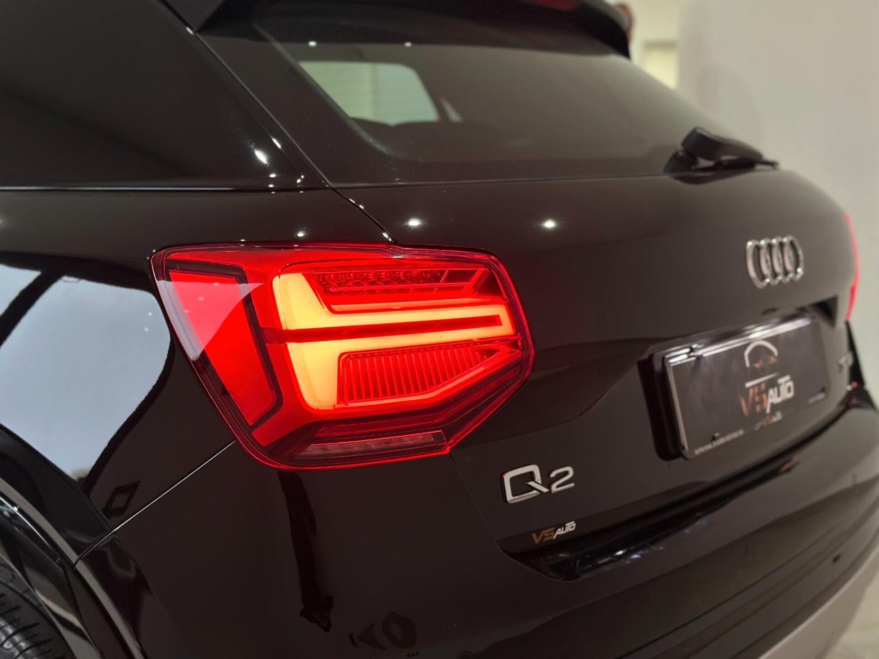 Audi Q2 30 TDI Identity Black