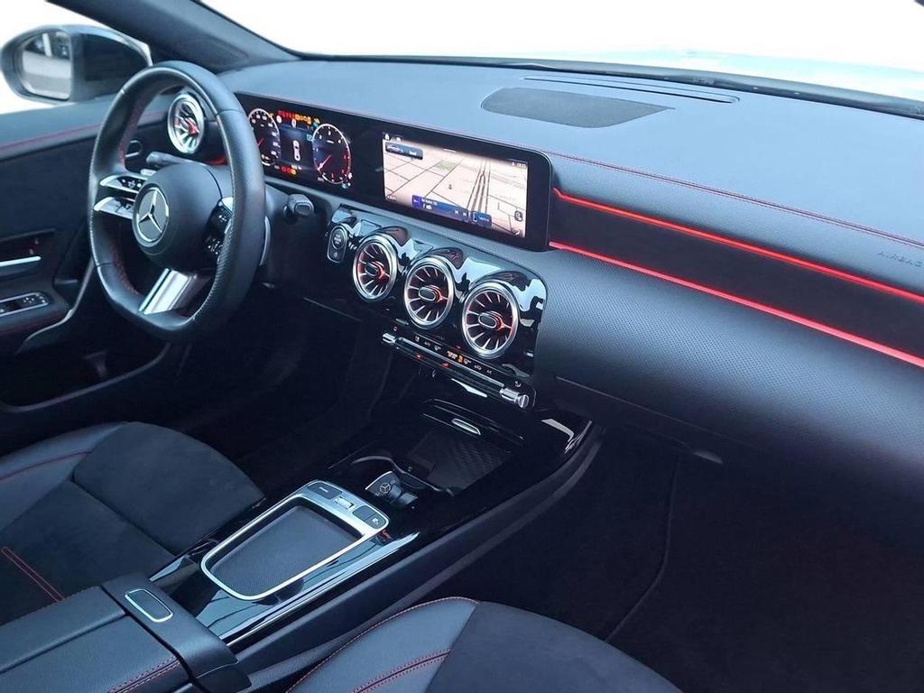Mercedes CLA 200 200 D AMG Line Premium 8G-DCT