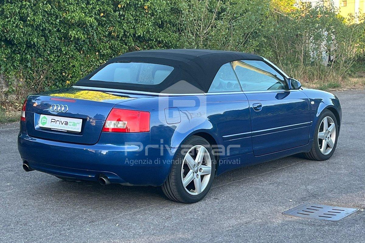 AUDI A4 2.4 V6 30V cat