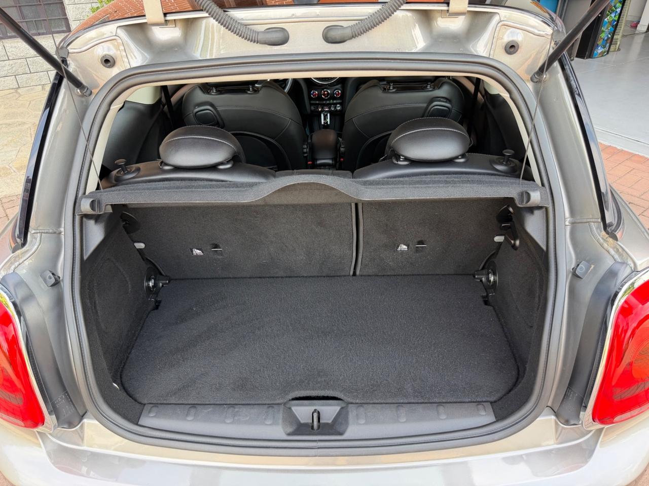 Mini 2.0 Cooper SD aut. Hype