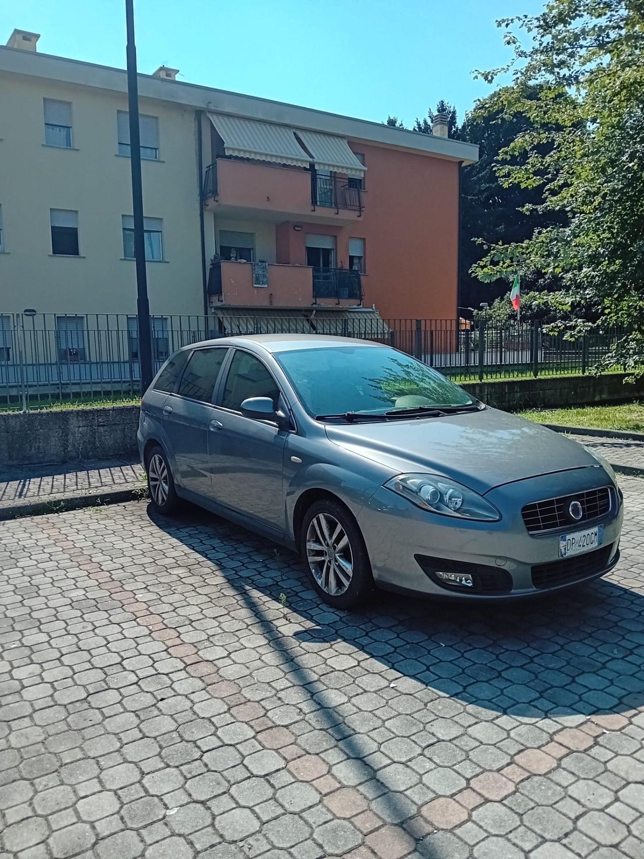 Fiat Croma 1.9 Multijet Active
