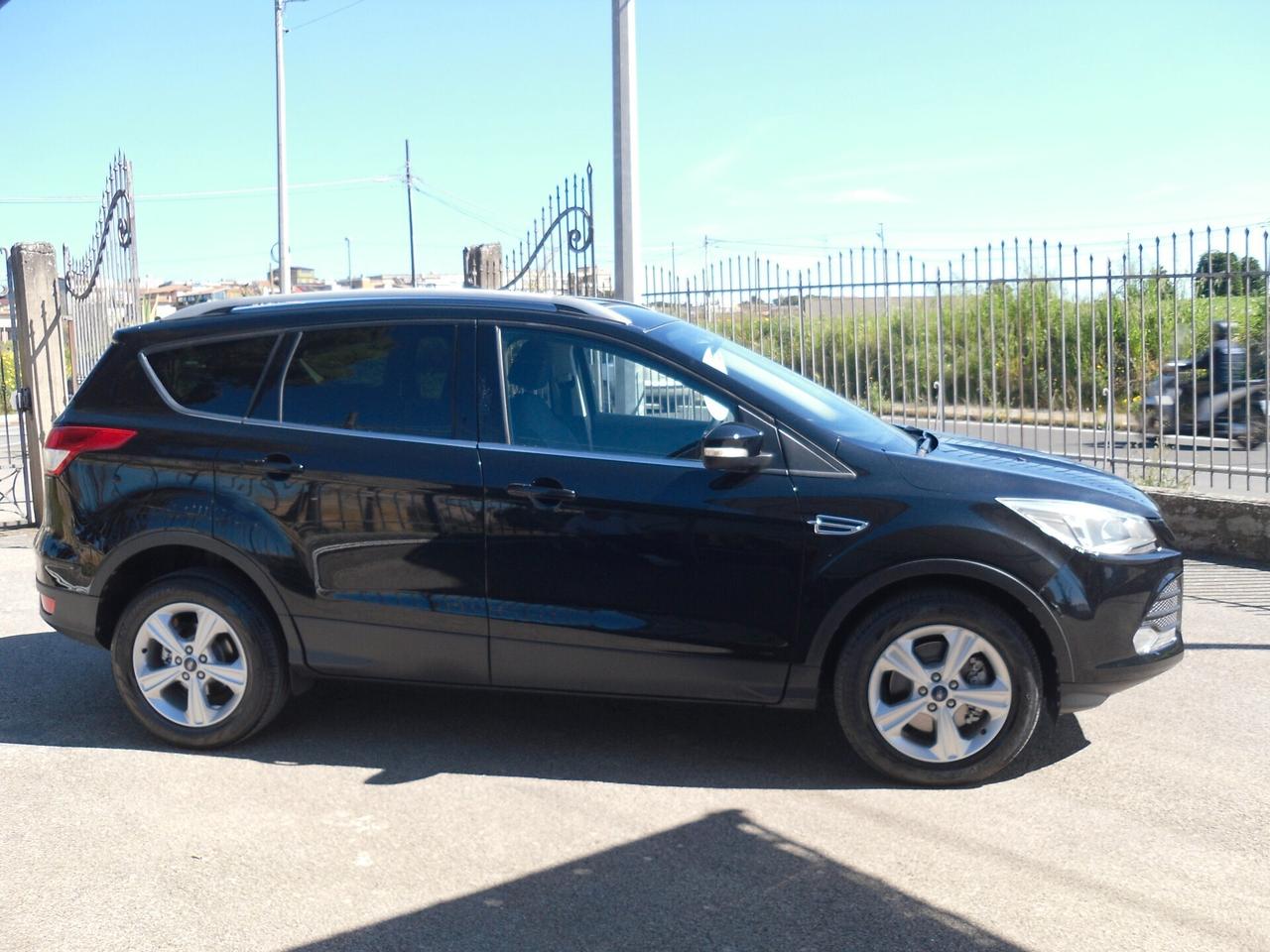 Ford Kuga 2.0 TDCI 140 CV Titanium
