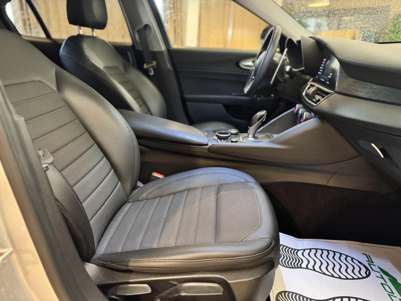 ALFA ROMEO Giulia 2.2 Turbodiesel 160 CV AT8 B-Tech