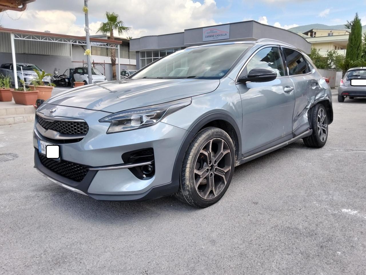 Kia XCeed 1.6 CRDi 136cv Evolution 2020 SINISTRATA