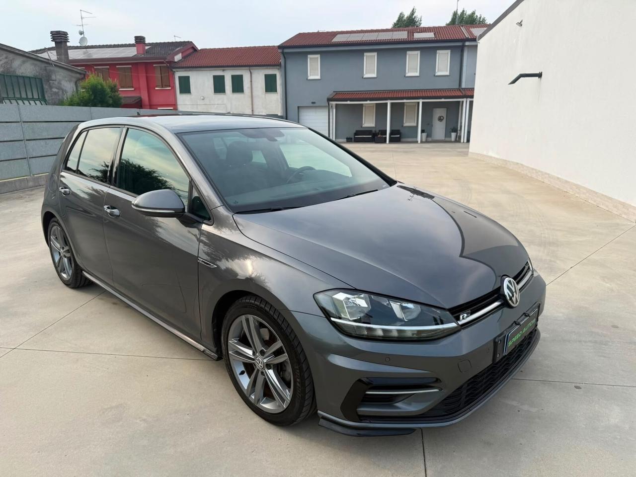 Volkswagen Golf 7.5 1.6 TDI R-LINE