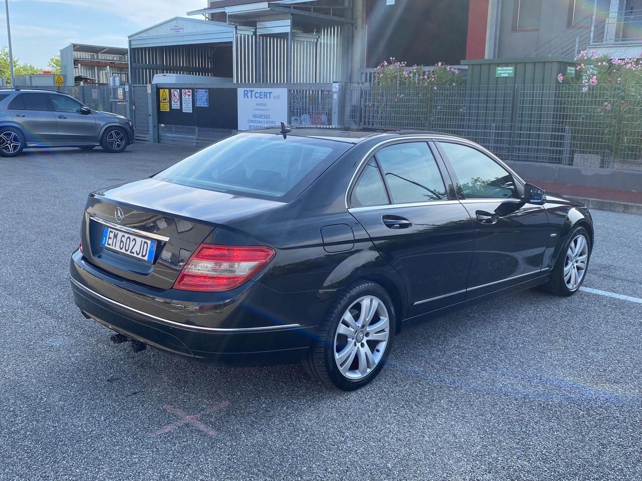 Mercedes-benz C 200 220 CDI BlueEFFICIENCY Avantgarde AMG