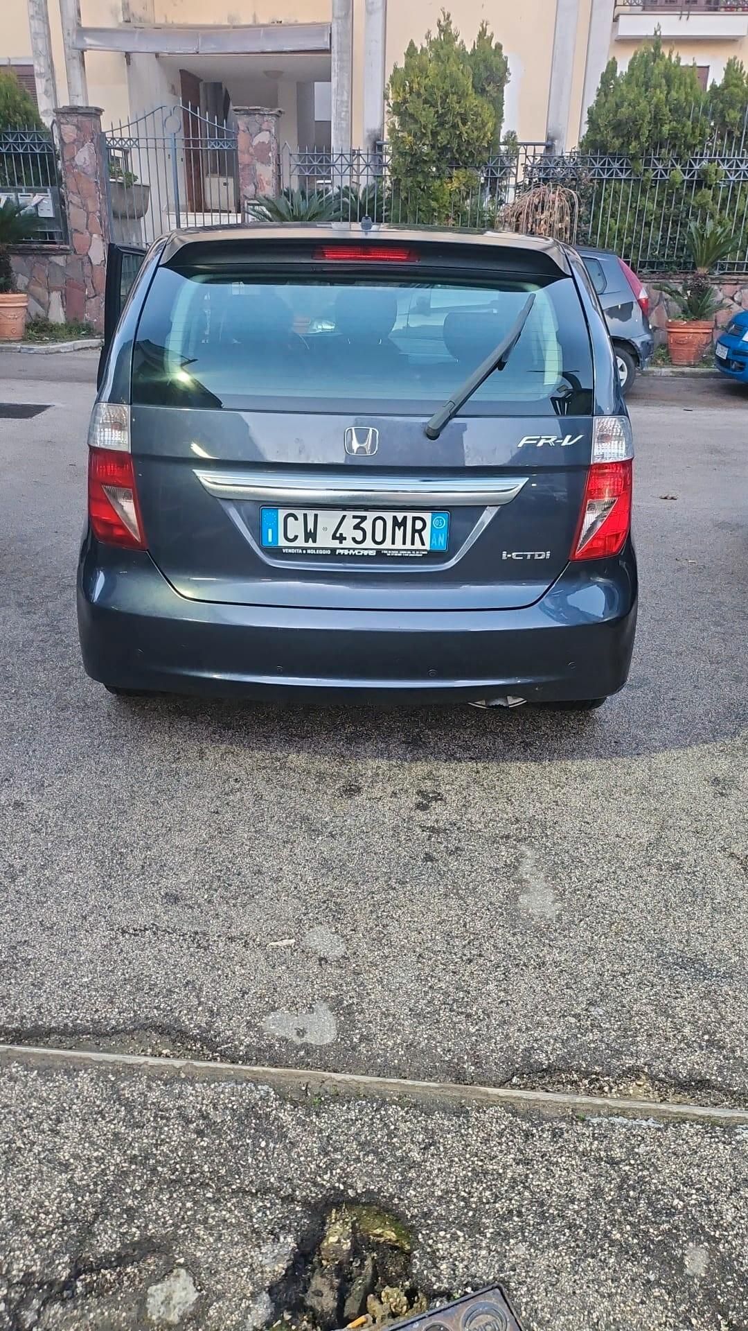 Honda FR-V 2.2 16V i-CTDi Executive