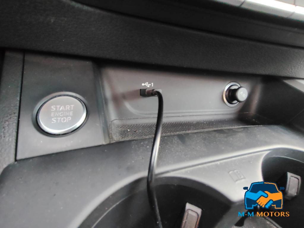 Audi A4 Berlina A4 35 2.0 tfsi mhev Business 150cv s-tronic