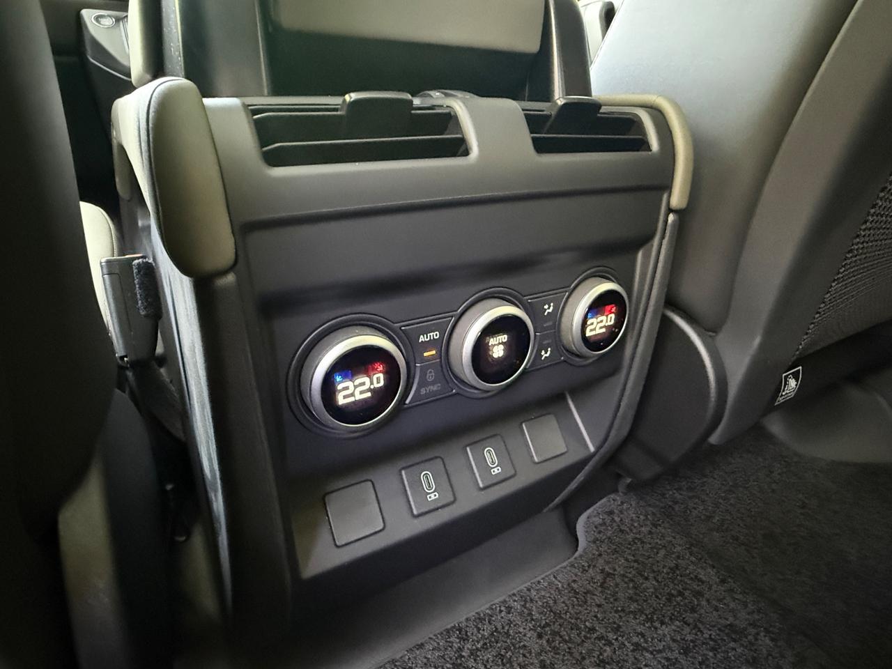 Land Rover Defender 110 - LEASING LEGGERE DESCRIZIONE