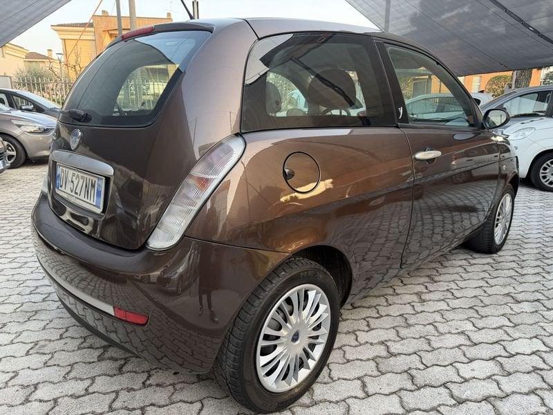 Lancia Ypsilon Ypsilon 1.2 8v ORO IDONEA NEOPATENTATI PRONTA CONSEGNA