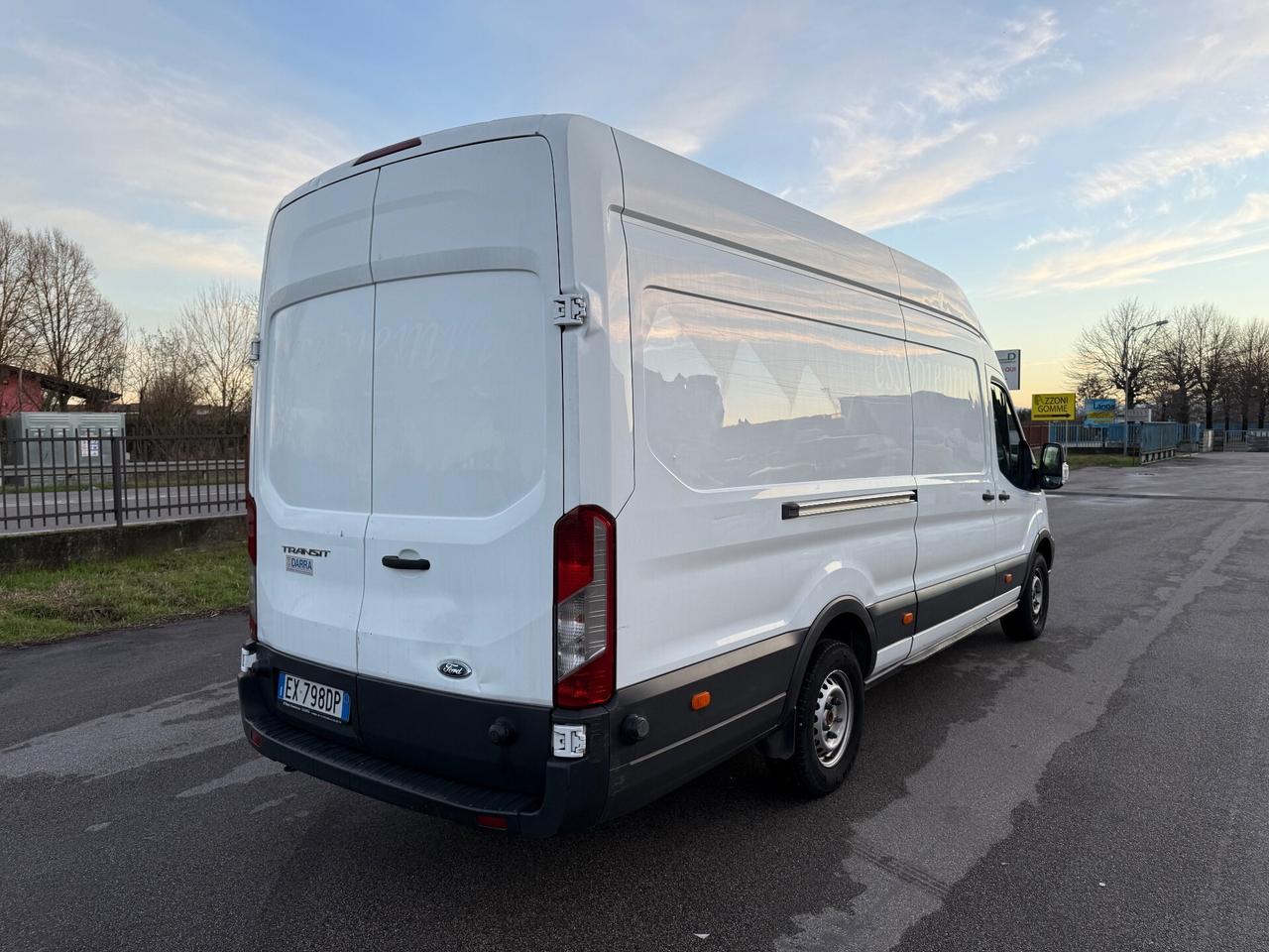 Ford Transit 350 2.2 L4 H3