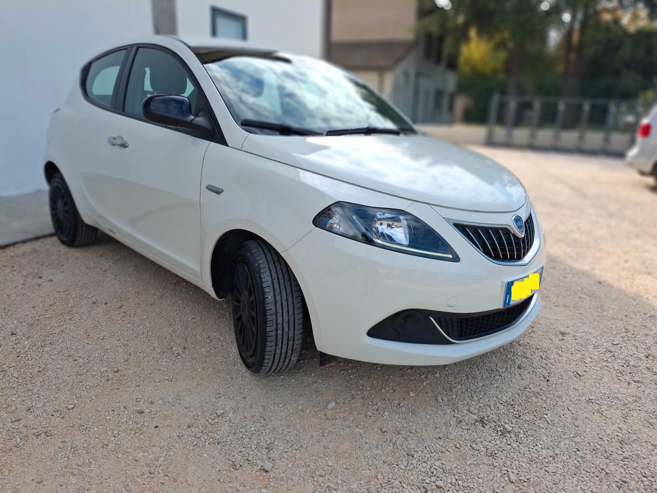 Lancia Ypsilon 1.0 FireFly 5 porte S&S Hybrid Silver Plus