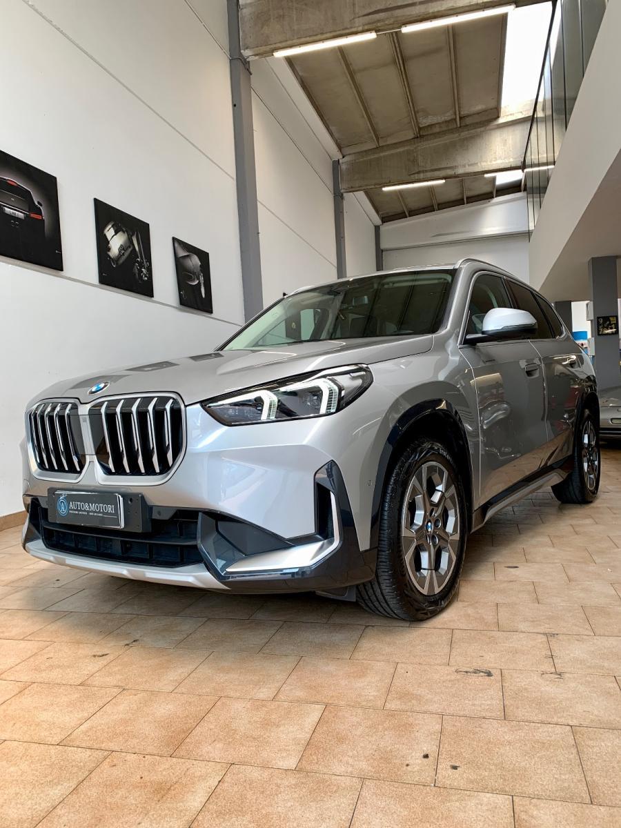 BMW - X1 - sDrive18i xLine