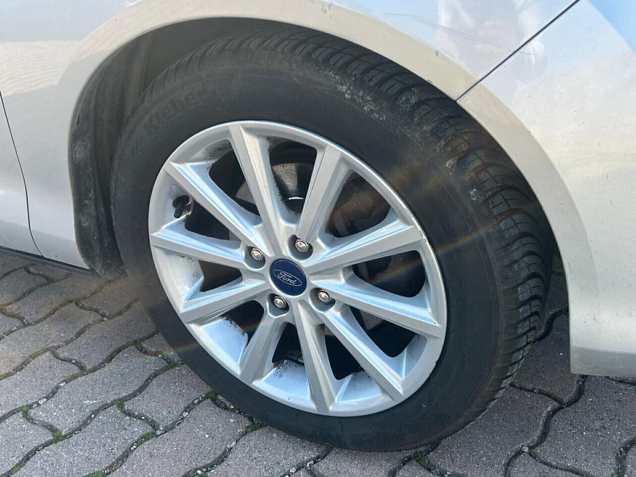 Ford B-Max 1.4 90 CV GPL Titanium