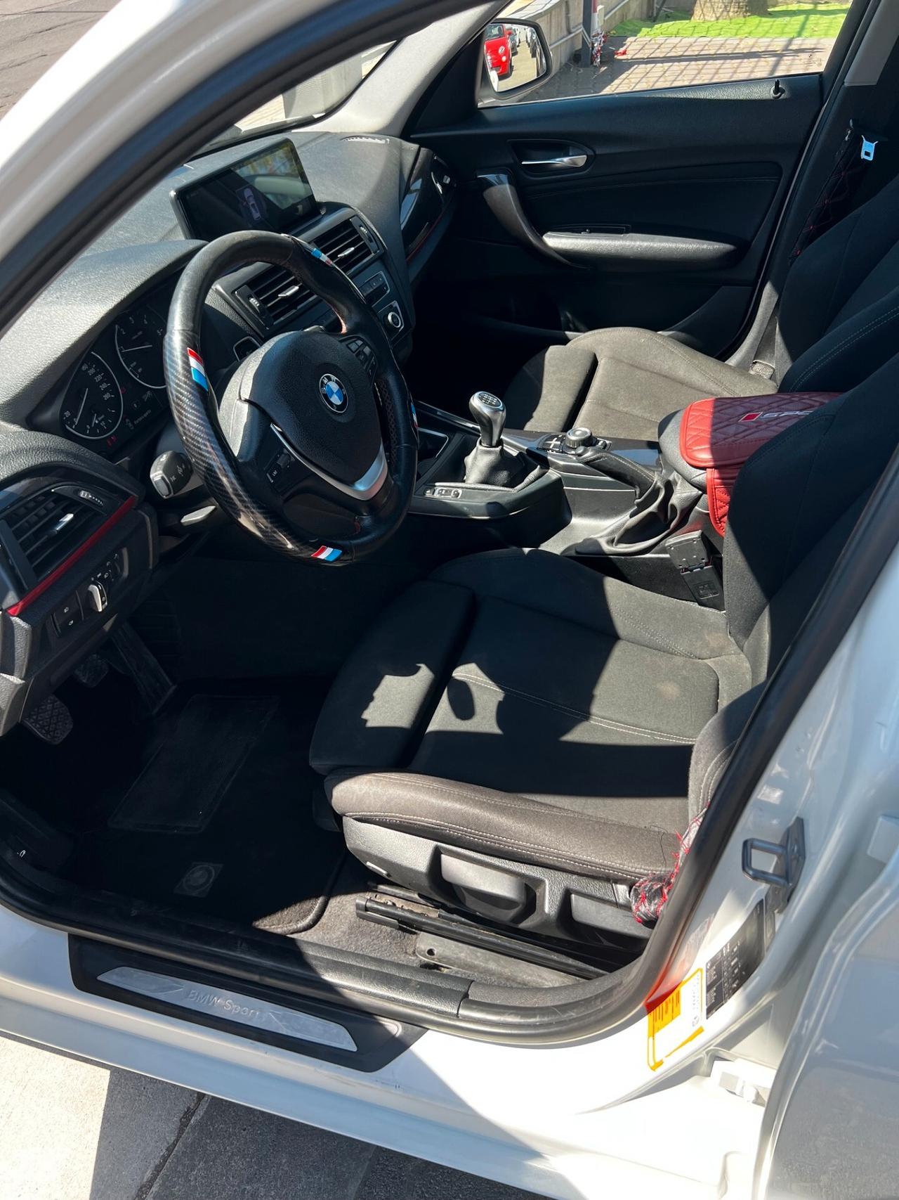 Bmw 114 114d 5p. Unique