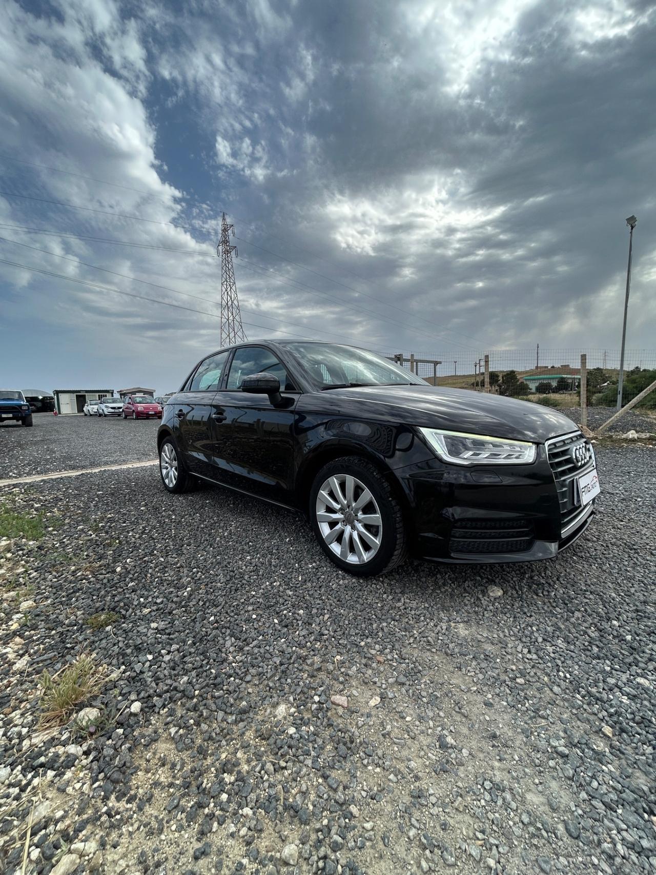 Audi A1 1.6 TDI 116 CV S-LINE