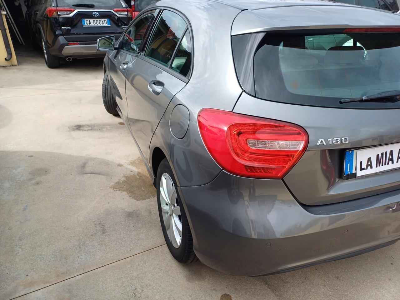 Mercedes-benz A 180 Premium