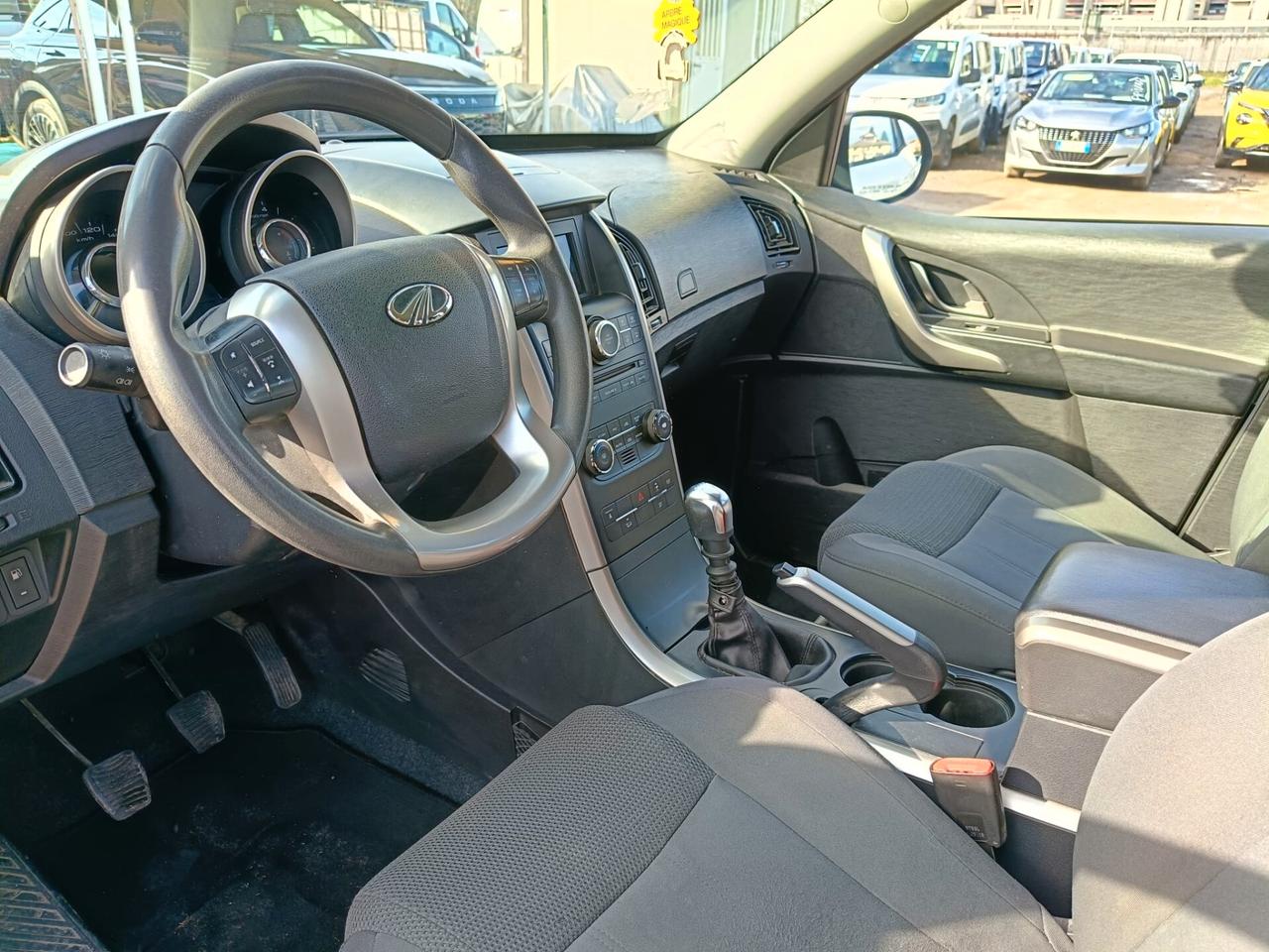 Mahindra XUV500 2.2 diesel - 7 POSTI