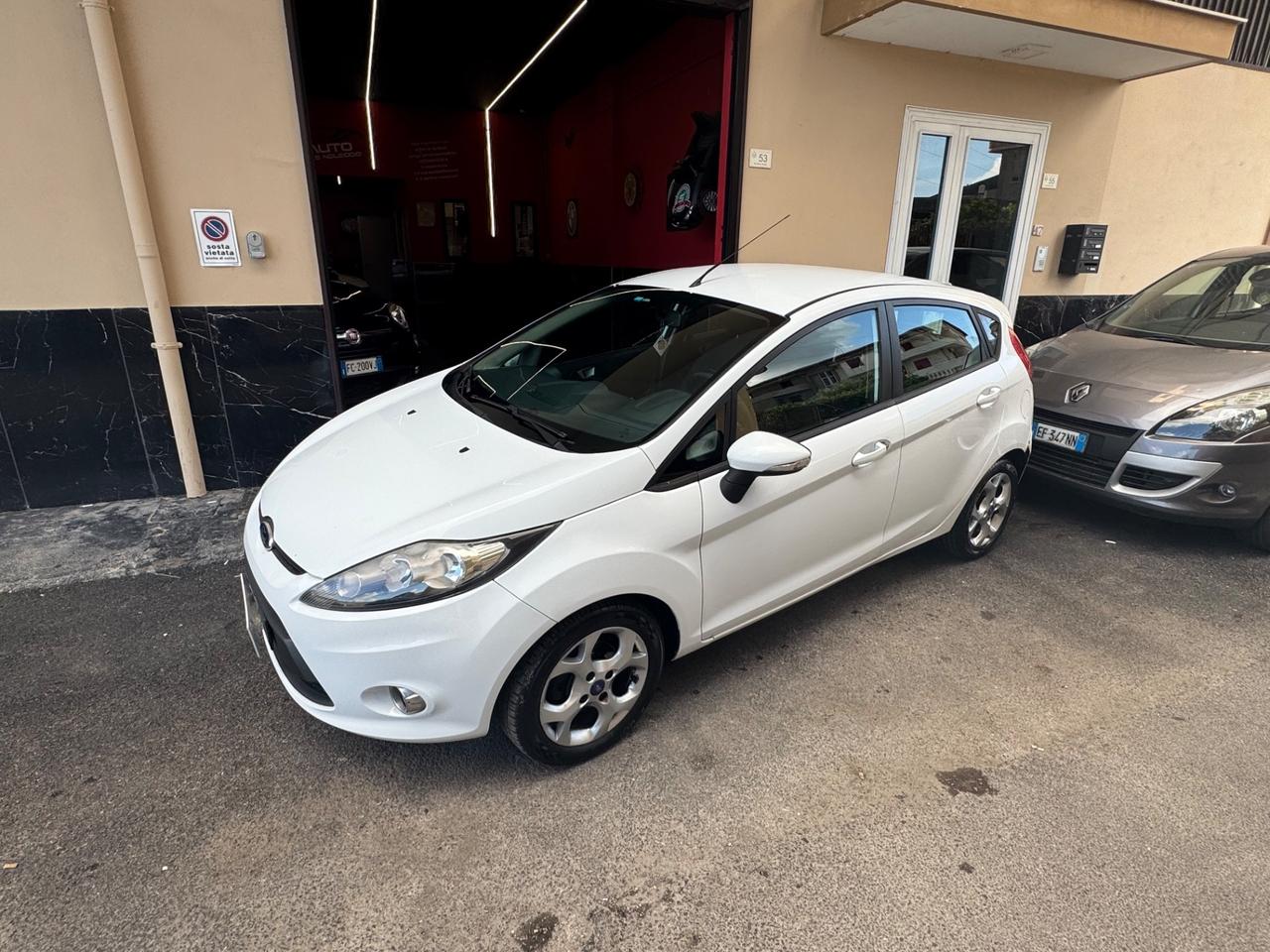 Ford Fiesta 1.4 TDCi 5p. Titanium