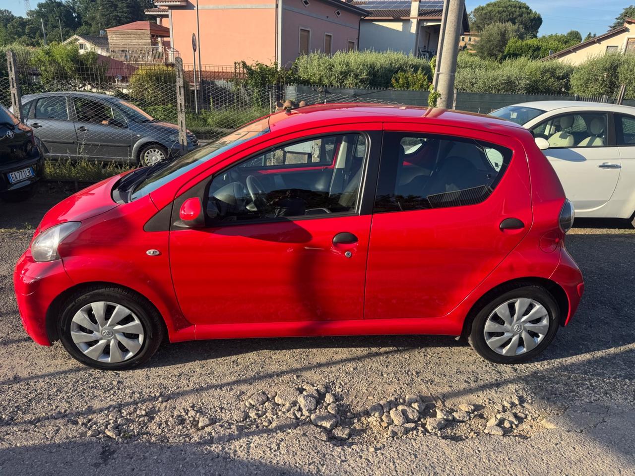 Toyota Aygo 1.0 12V VVT-i 5 porte Lounge NEOPATENTATI