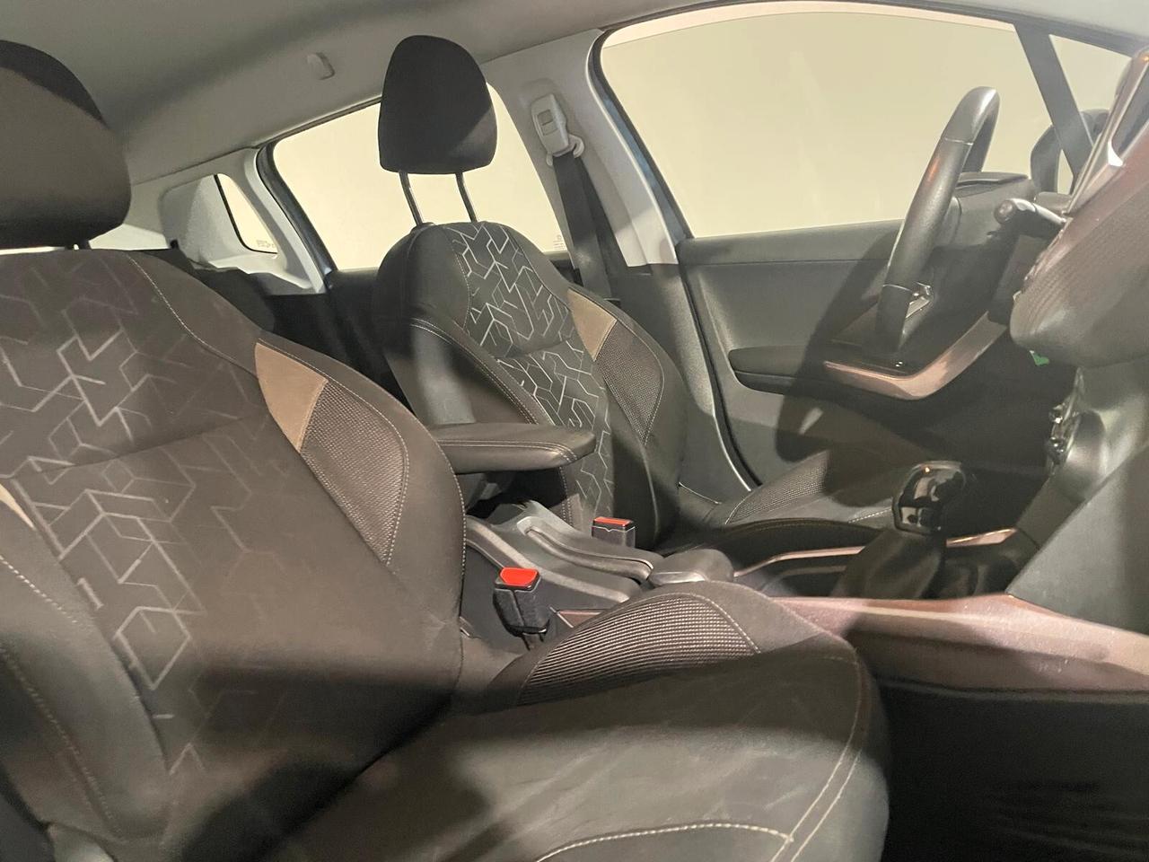 Peugeot 2008 BlueHDi 92CV PRONTA CONSEGNA NEOPATENTATI