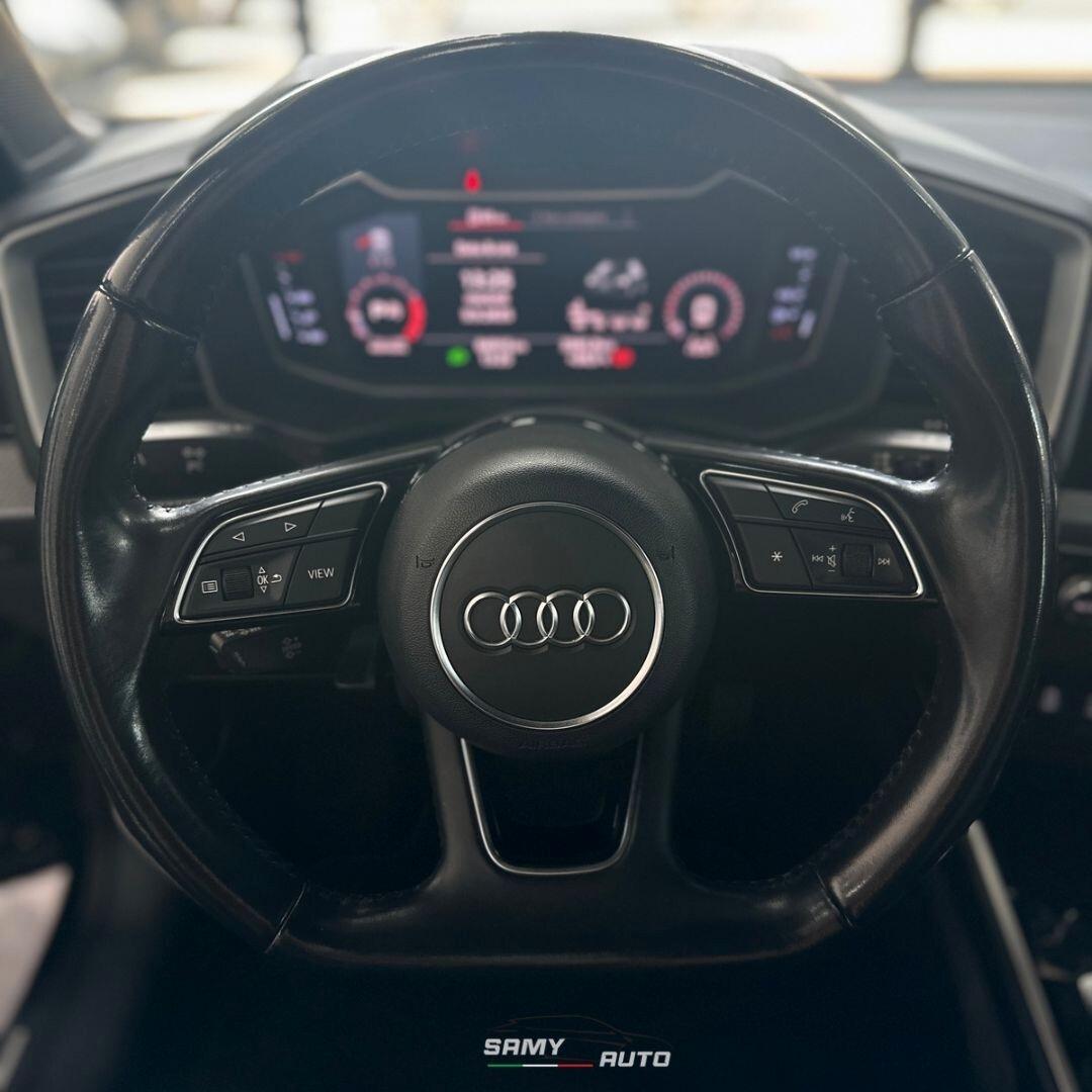 Audi A1 SPB 40 TFSI S tronic Identity Black