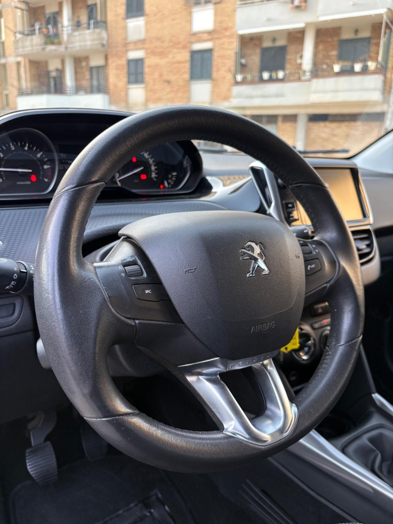 Peugeot 2008 1.2 benz 82cv 70000km 1 proprietario