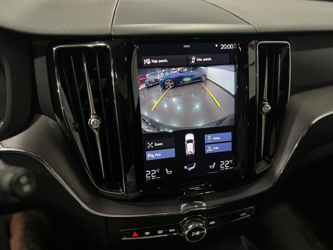 Volvo XC60 2.0 d4 R-Design awd geartronic 190 cv