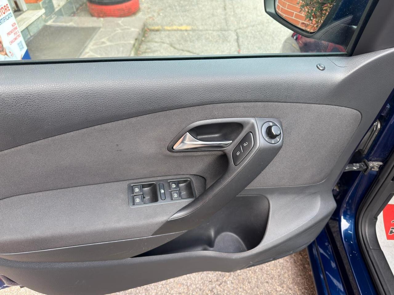 Volkswagen Polo 1.4 5 porte Comfortline 86CV