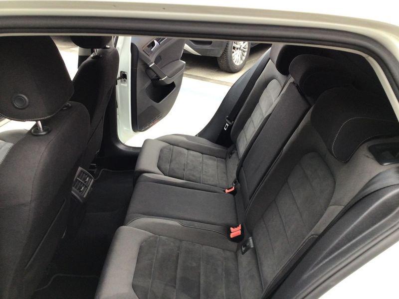 Volkswagen Golf 1.6 TDI Highline BMT DSG