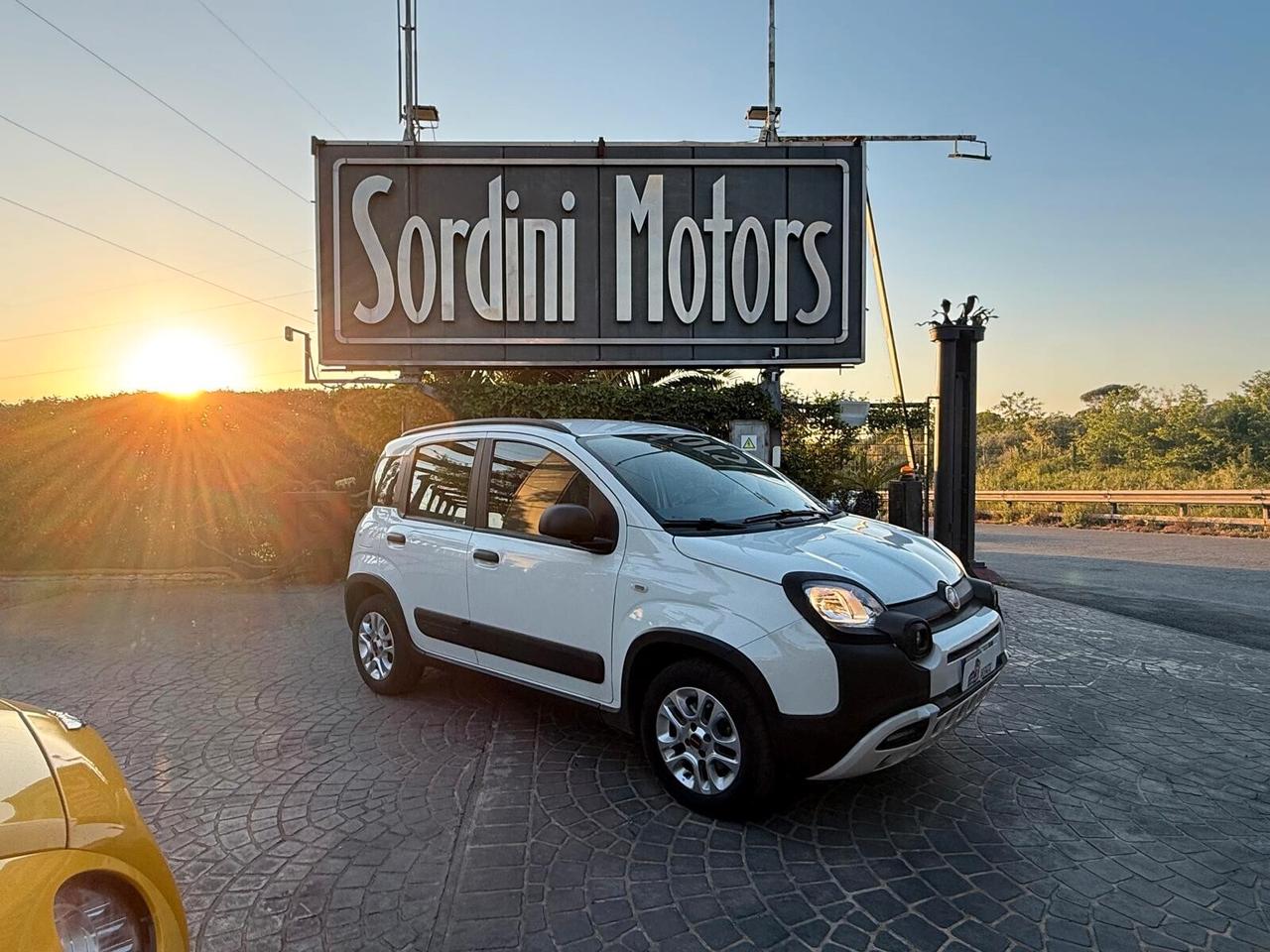 Fiat Panda Cross 1.0 FireFly S&S Hybrid