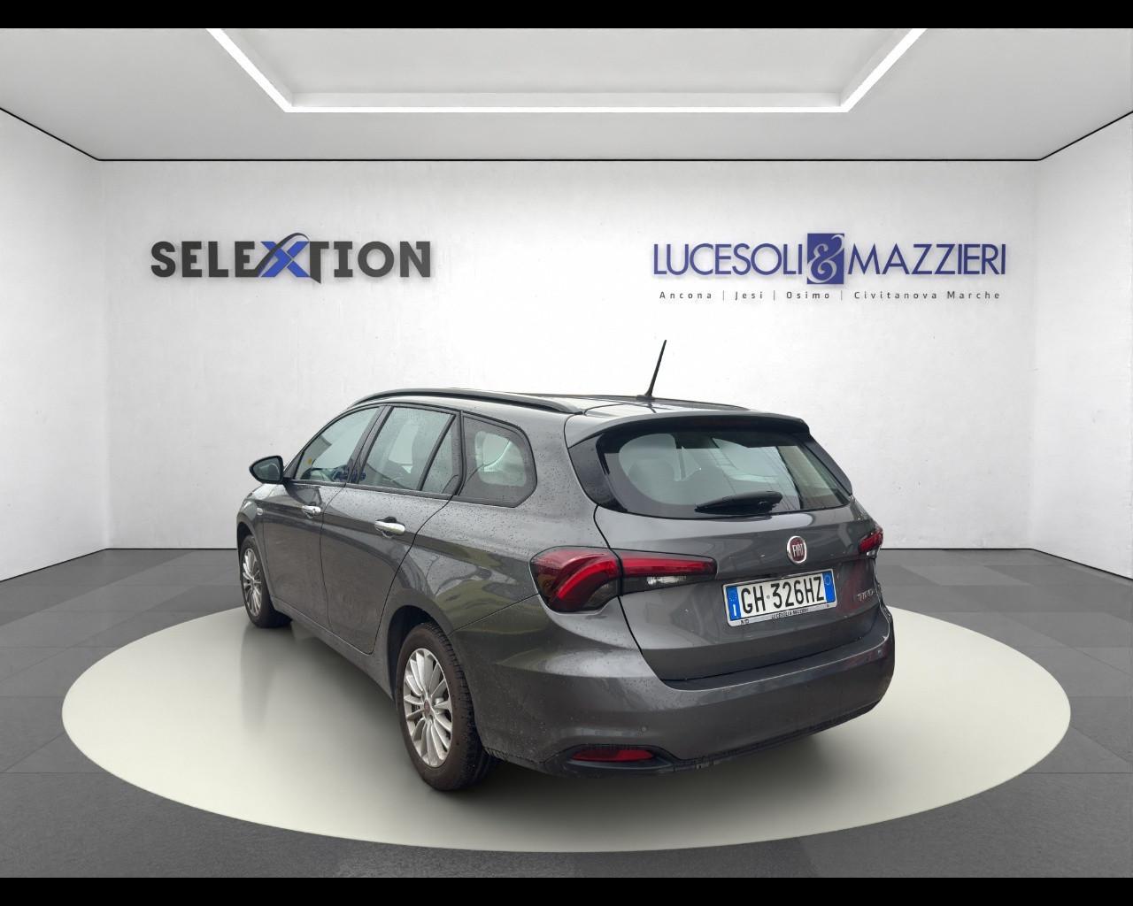 FIAT Tipo (2015-->) - Tipo 1.3 Mjt S&S SW Business