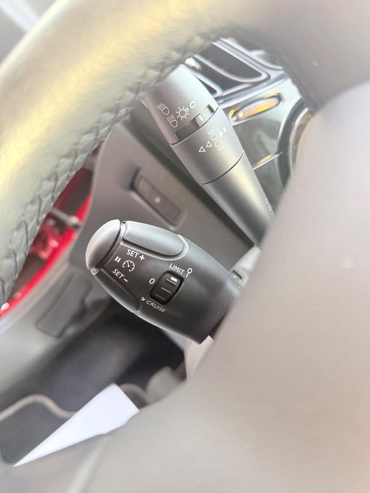 Citroen C3 1.2 PureTech 82 Exclusive Tetto